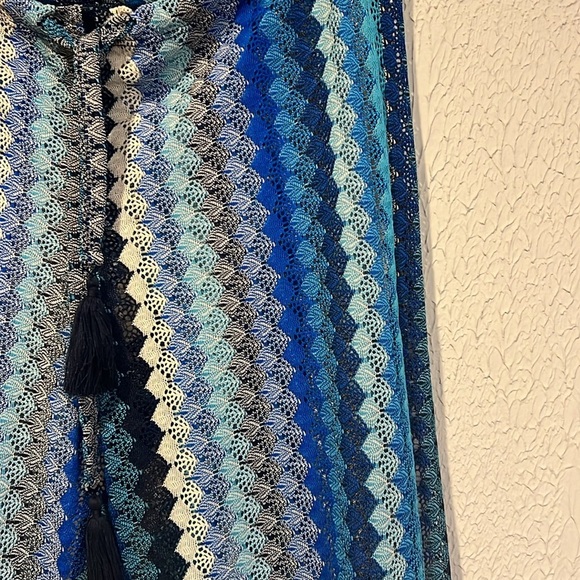 Becca blue crocheted like split leg coverup pants size small - Picture 8 of 16